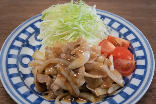 豚と玉ねぎの生姜焼き