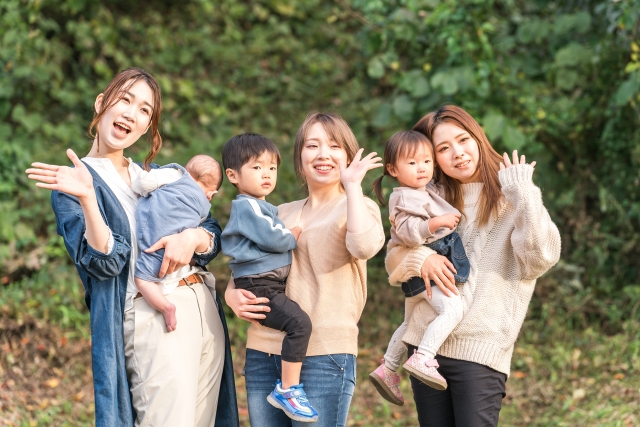 子育て中のお母さんたち